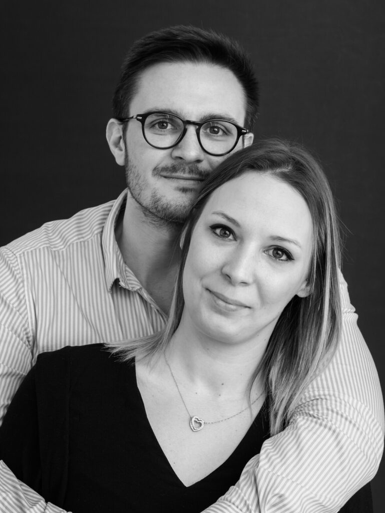 Portrait studio d'un couple à Annecy