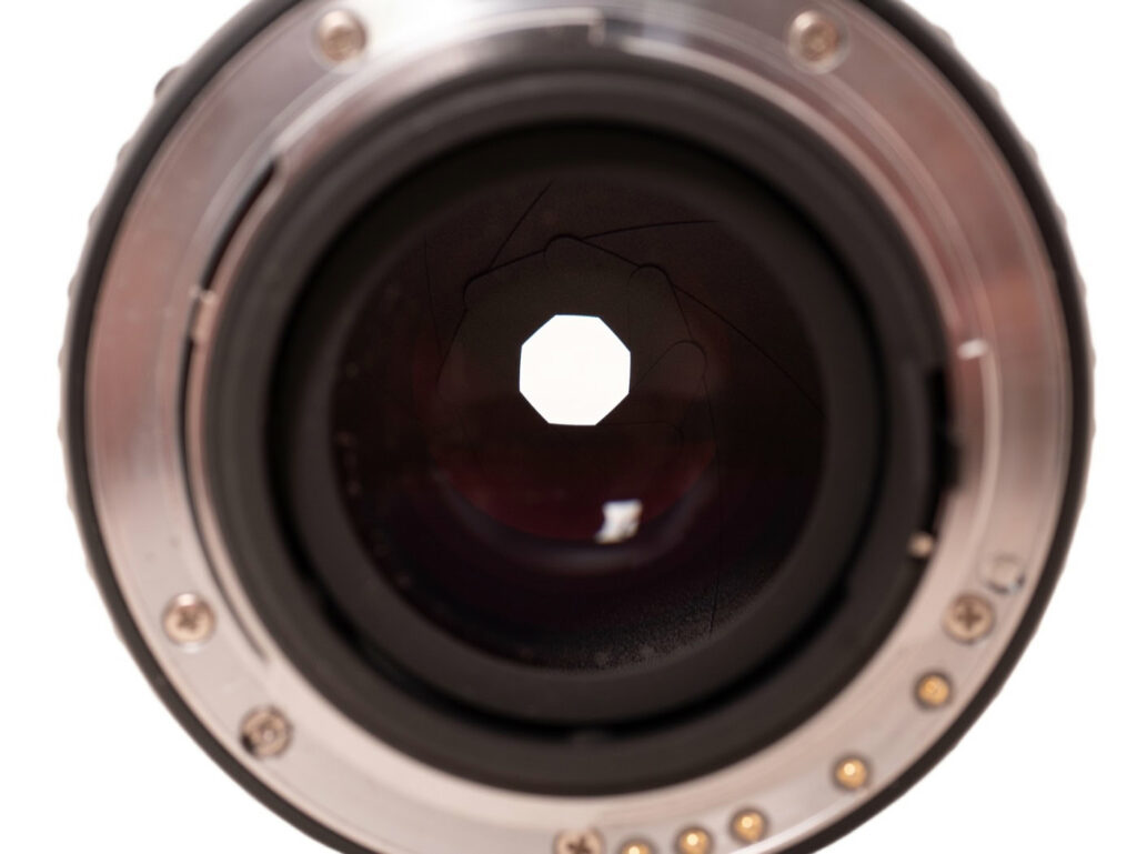 Exemple d'ouverture f8 sur un objectif photo