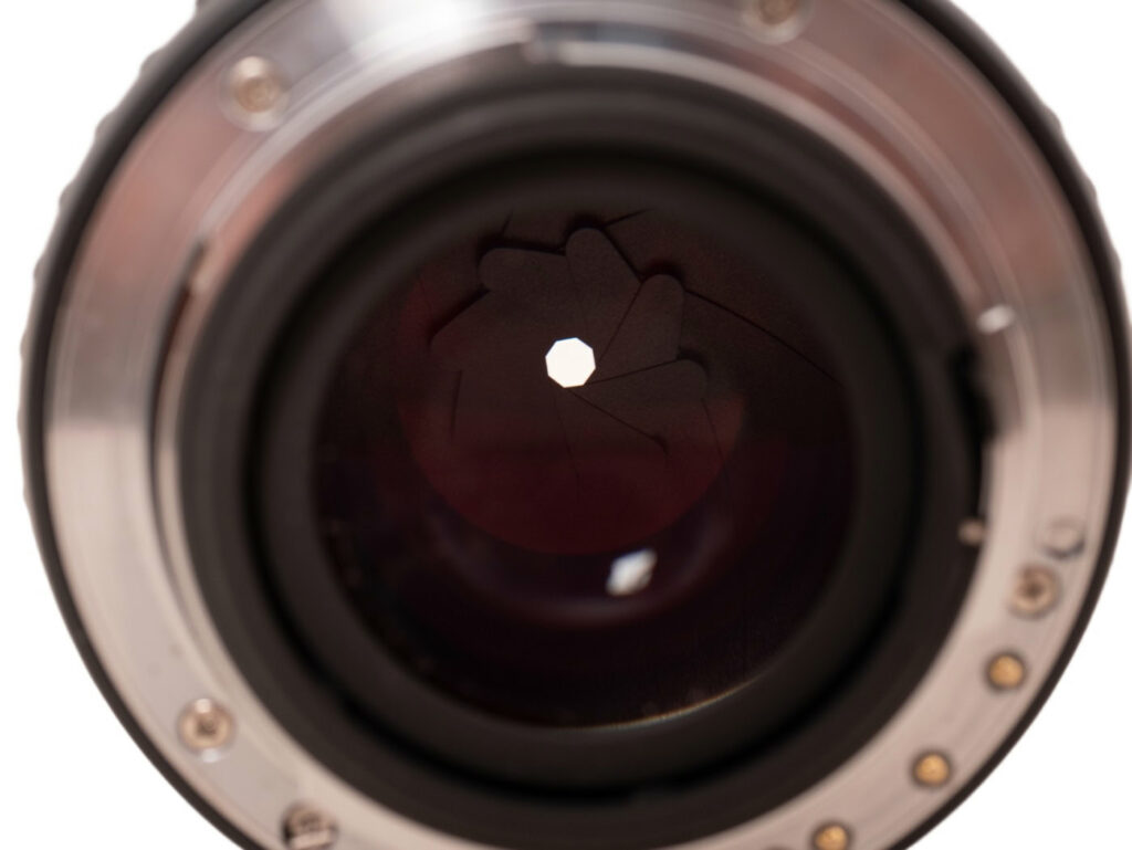 Exemple d'ouverture à f22 sur un objectif photo