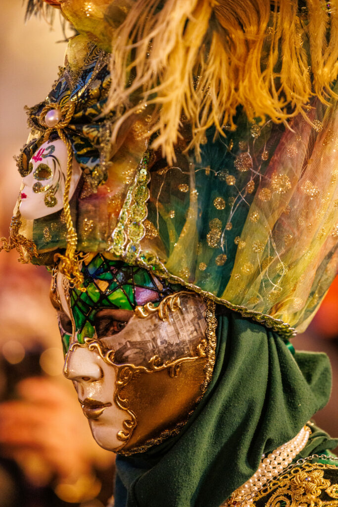 Carnaval vénitien d'Annecy en nocturne