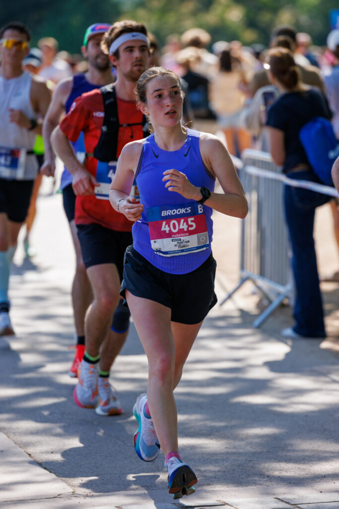 Coureuse 4045 au marathon d’Annecy 2026