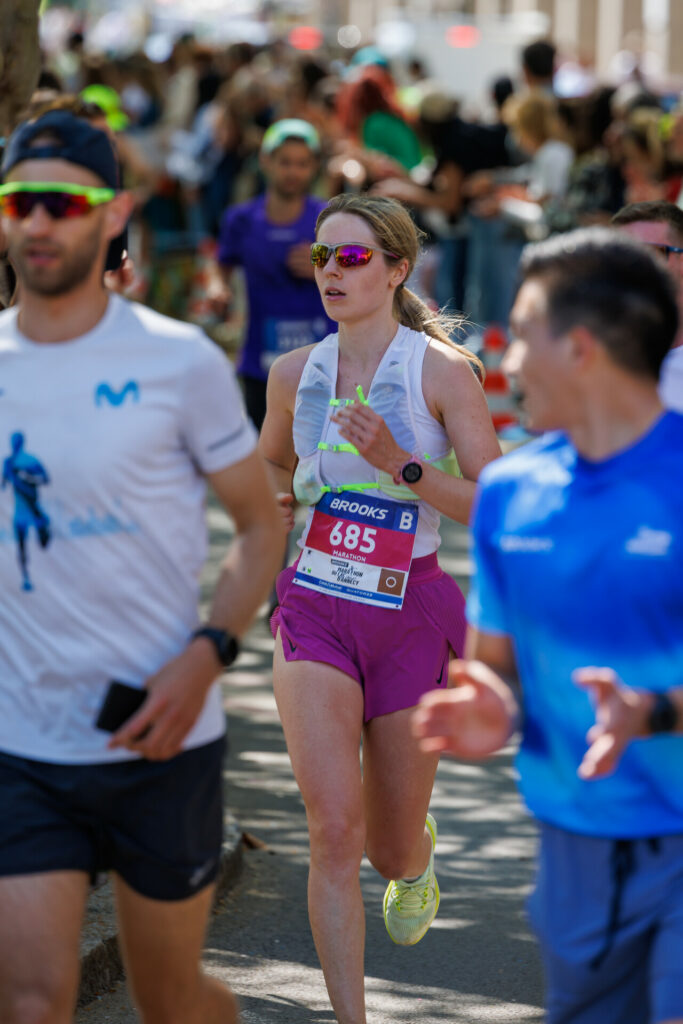 Coureuse 685 au marathon d’Annecy 2026