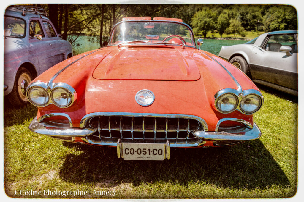 Chevrolet Corvette C1 lors de la Vintage Party de la Balme de Sillingy
