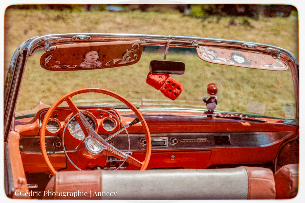Intérieur d'une Chevrolet Bel Air Convertible de 1957